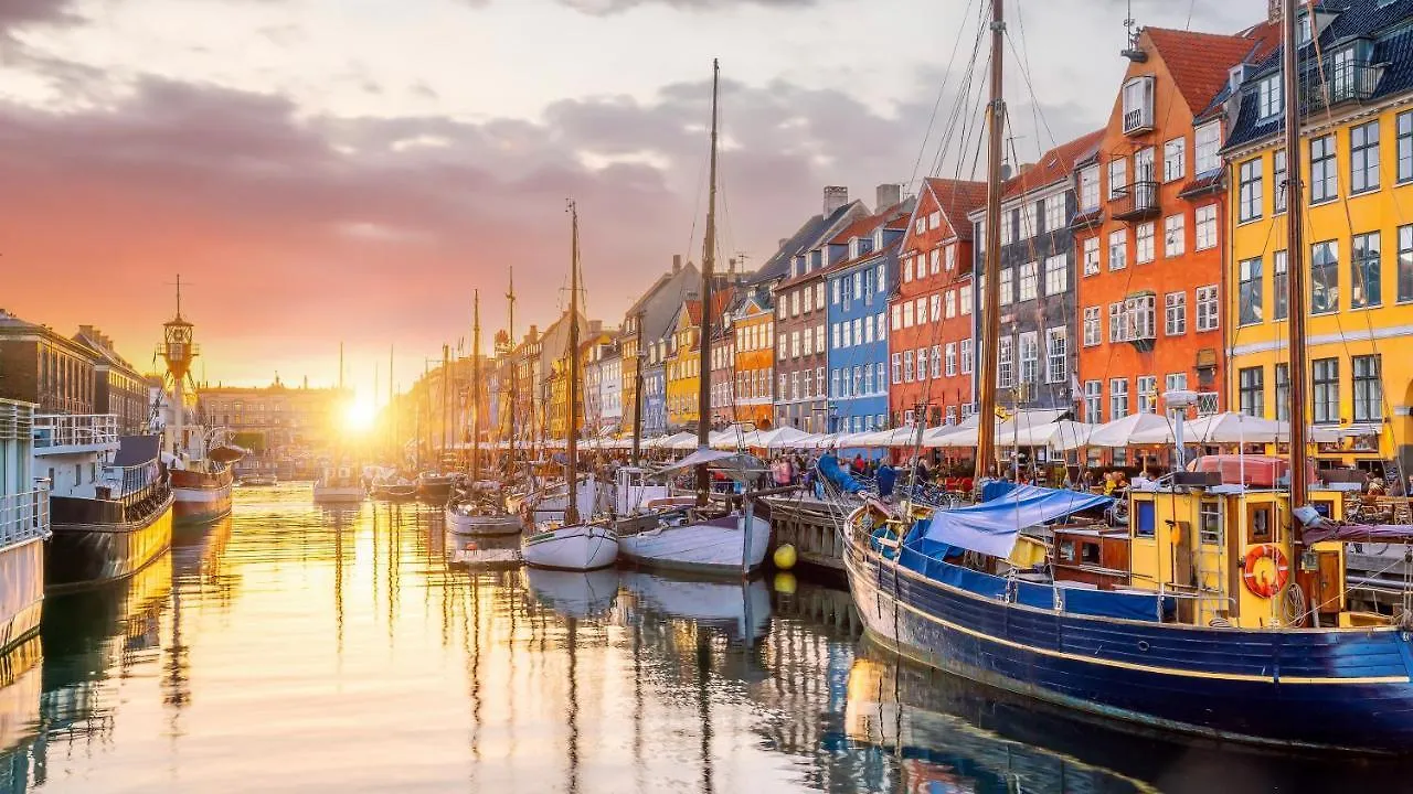 Lavish 4Br Apartment In The Heart Of Cph By The Canals كوبنهاجن