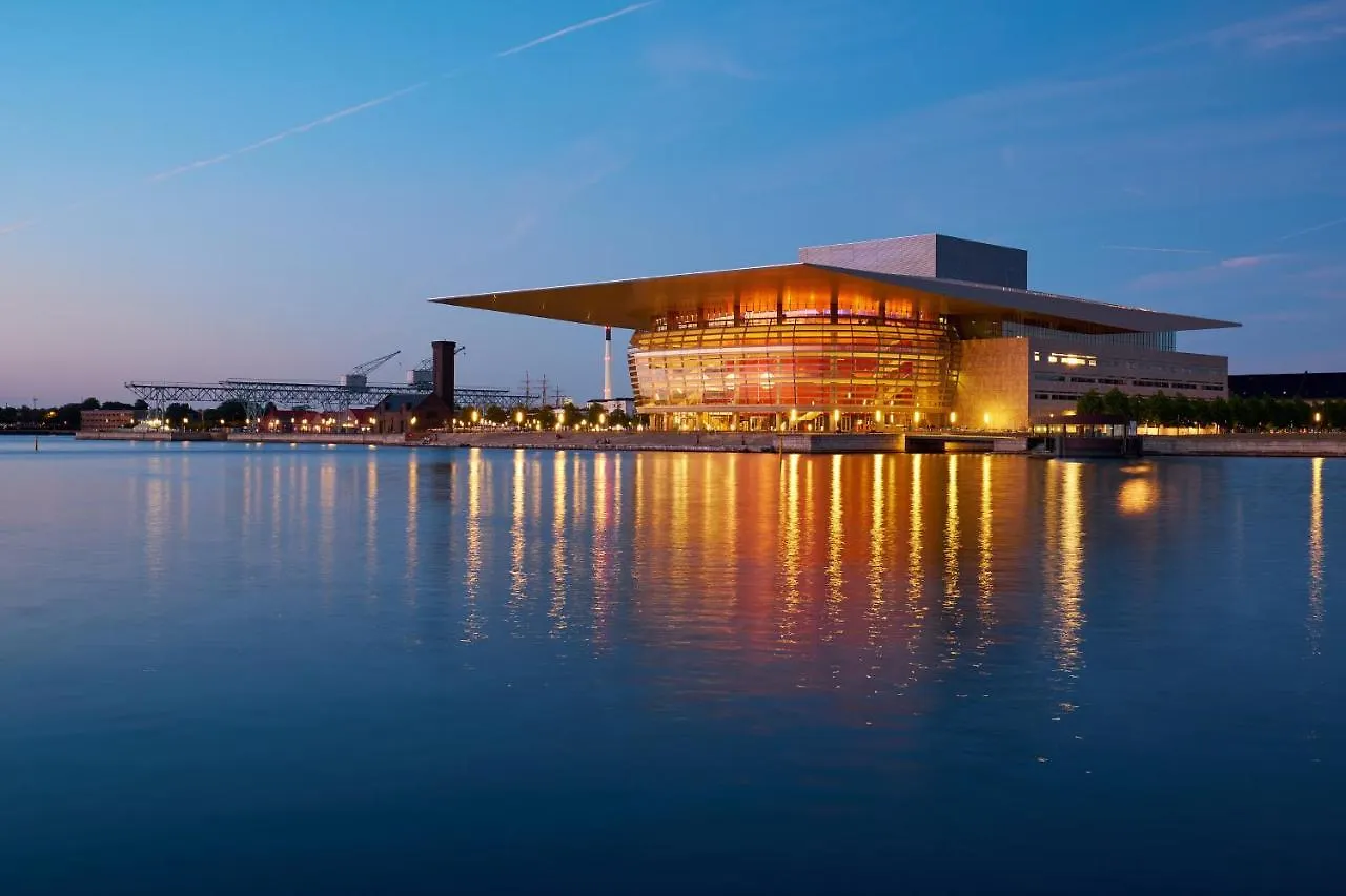 Lavish 4Br Apartment In The Heart Of Cph By The Canals Copenhagen Denmark