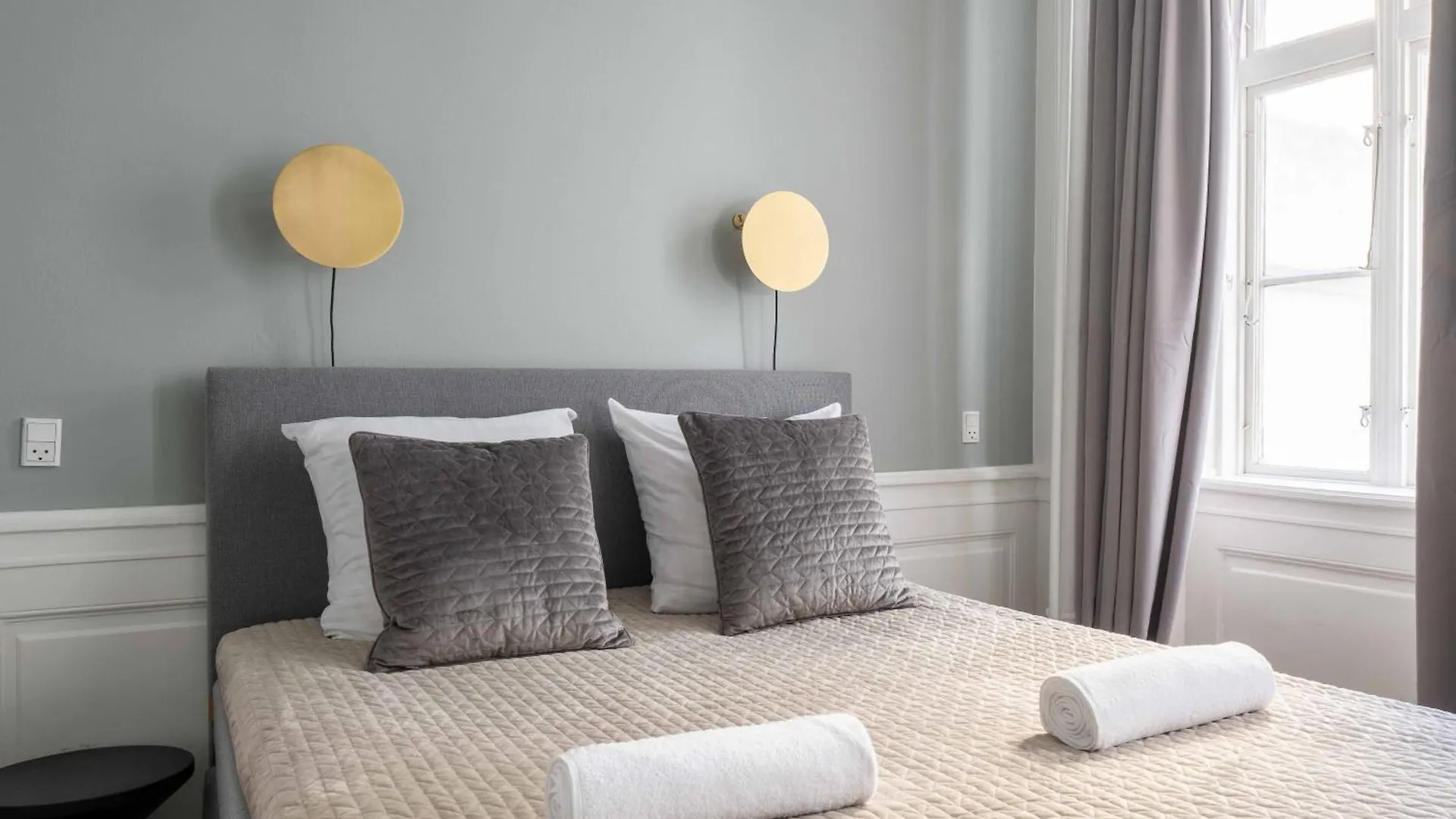 Lavish 4Br Apartment In The Heart Of Cph By The Canals Copenhagen